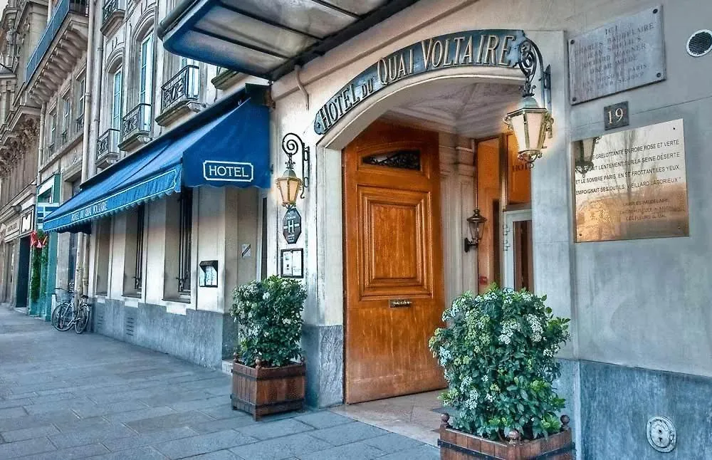 Hotel Du Quai Voltaire Paris