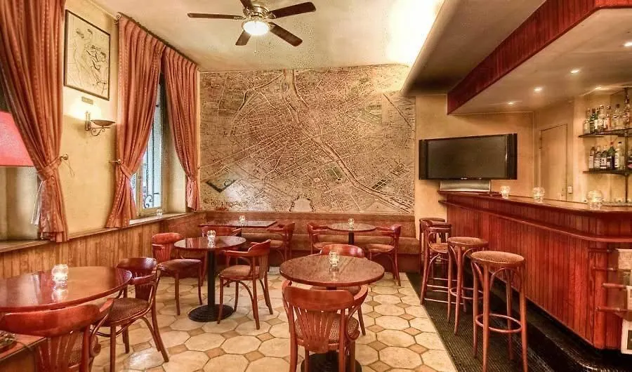 ***  Hotel Du Quai Voltaire Paris France
