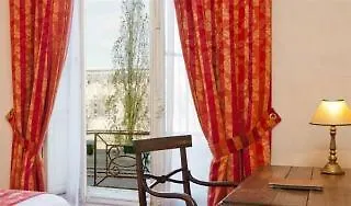 Hotel Du Quai Voltaire Paris