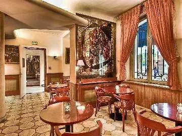 Hotel Du Quai Voltaire Paříž